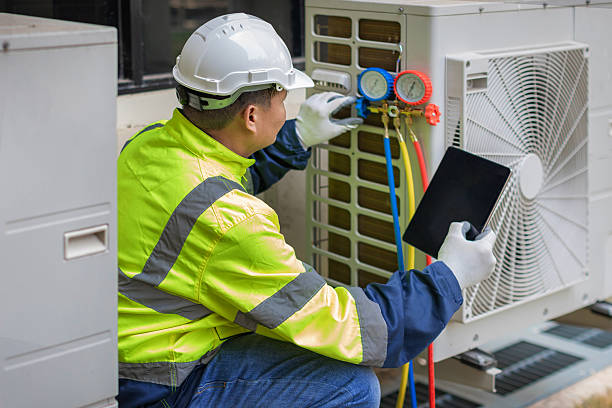 Professional Hvac Maintenance technician working in Chickasaw, AL